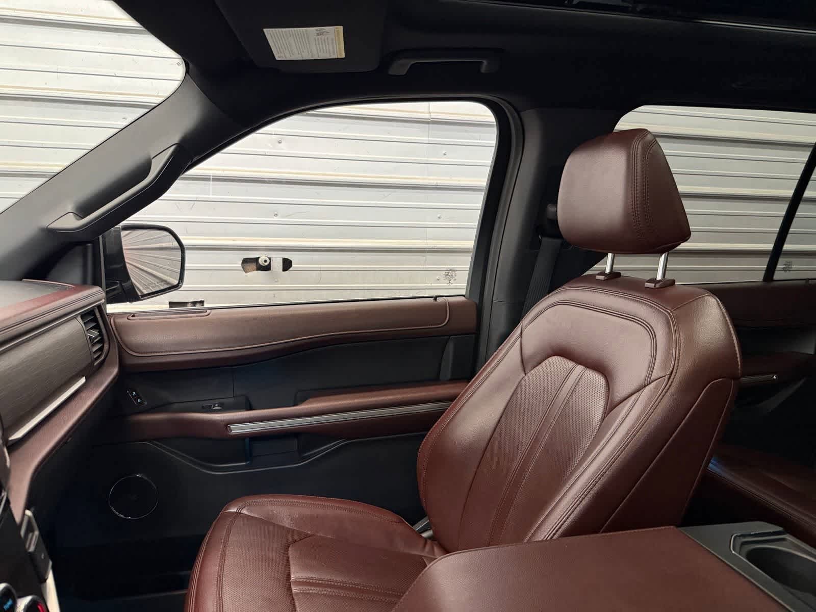 Used 2022 Ford Expedition Max Limited AWD/4WD image 22