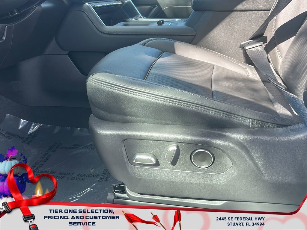 New 2026 GMC Sierra 3500 Denali w/ Denali Reserve Package image 15