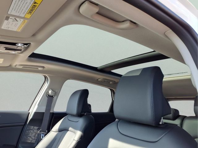 New 2026 Kia Sportage EX image 17