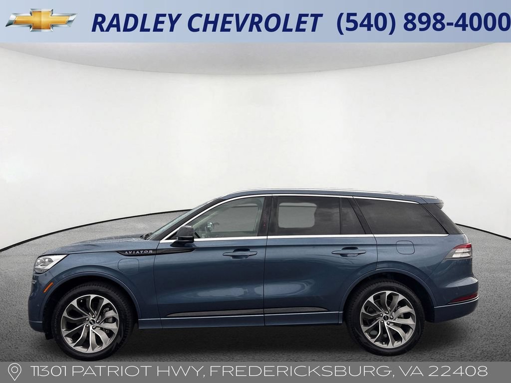 Used 2020 Lincoln Aviator Grand Touring w/ Equipment Group 302A AWD/4WD image 17