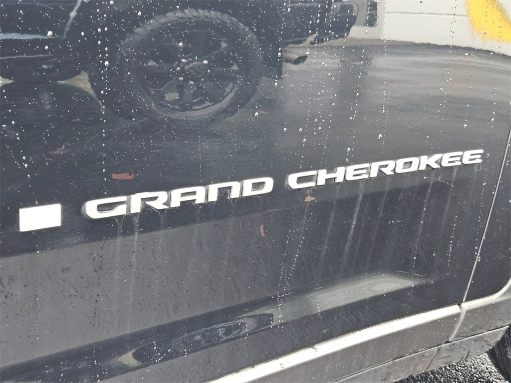 Certified 2025 Jeep Grand Cherokee Limited w/ Trailer Tow Package image 31