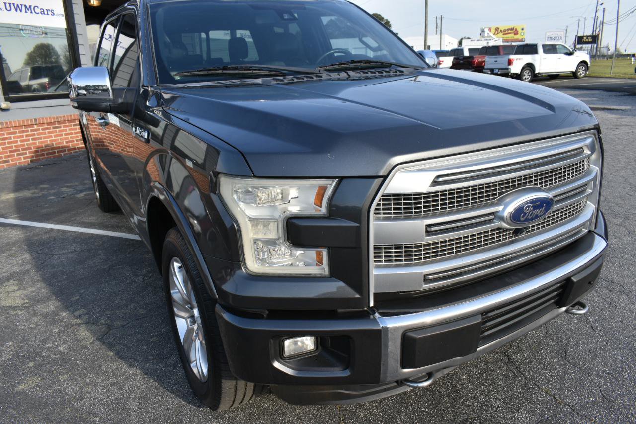 Used 2015 Ford F150 Platinum w/ Equipment Group 701A Luxury AWD/4WD image 4
