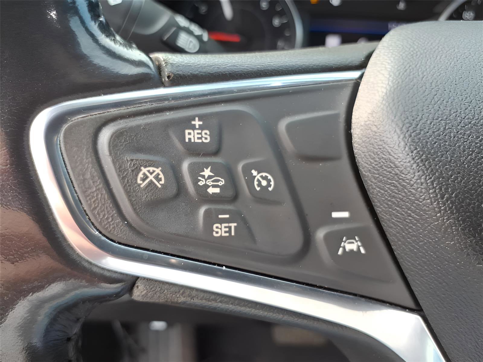 Used 2020 Chevrolet Equinox LT image 20