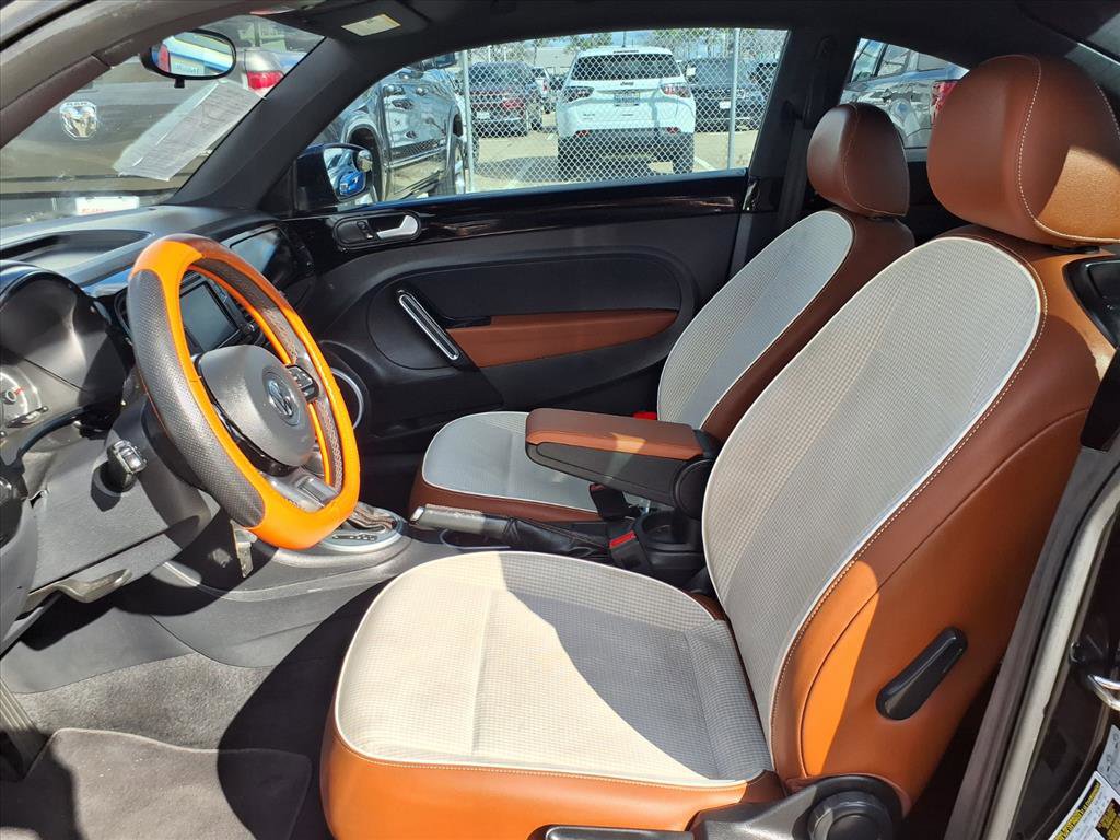 Used 2016 Volkswagen Beetle 1.8T Classic image 16