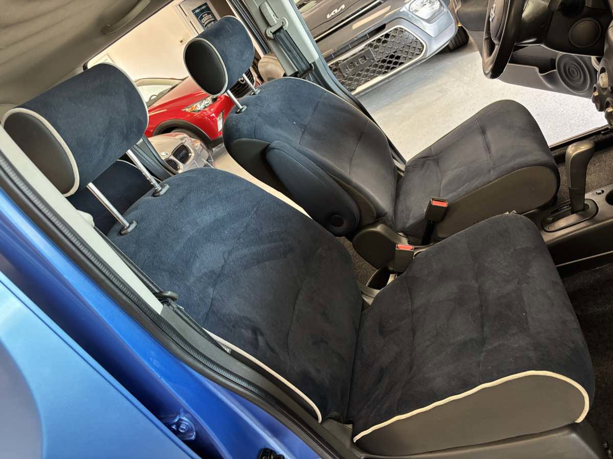 Used 2012 Nissan Cube 1.8 S w/ Indigo Limited Edition Pkg image 21