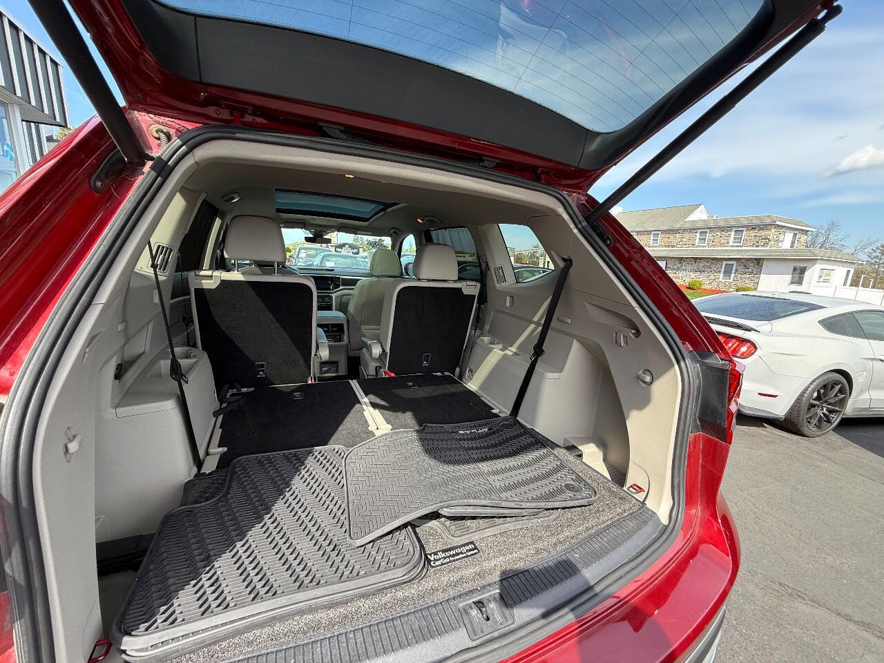 Used 2018 Volkswagen Atlas SEL image 25