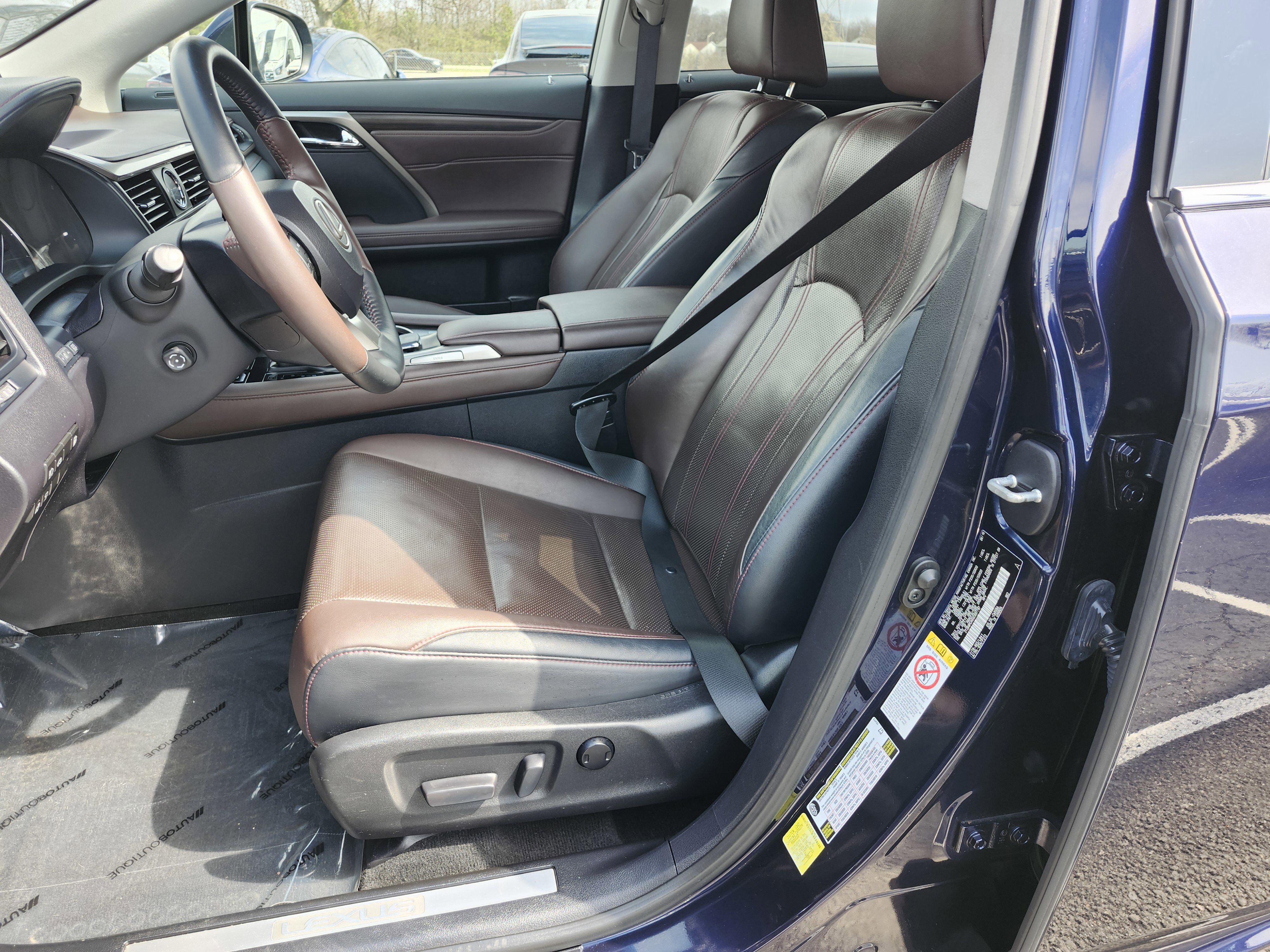 Used 2016 Lexus RX 450h AWD w/ Cold Weather Package image 28