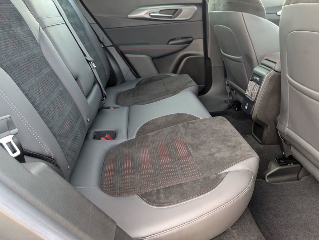 Used 2024 Dodge Hornet GT w/ Track Pack image 40