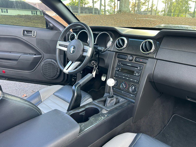 Used 2006 Ford Mustang GT RWD image 21