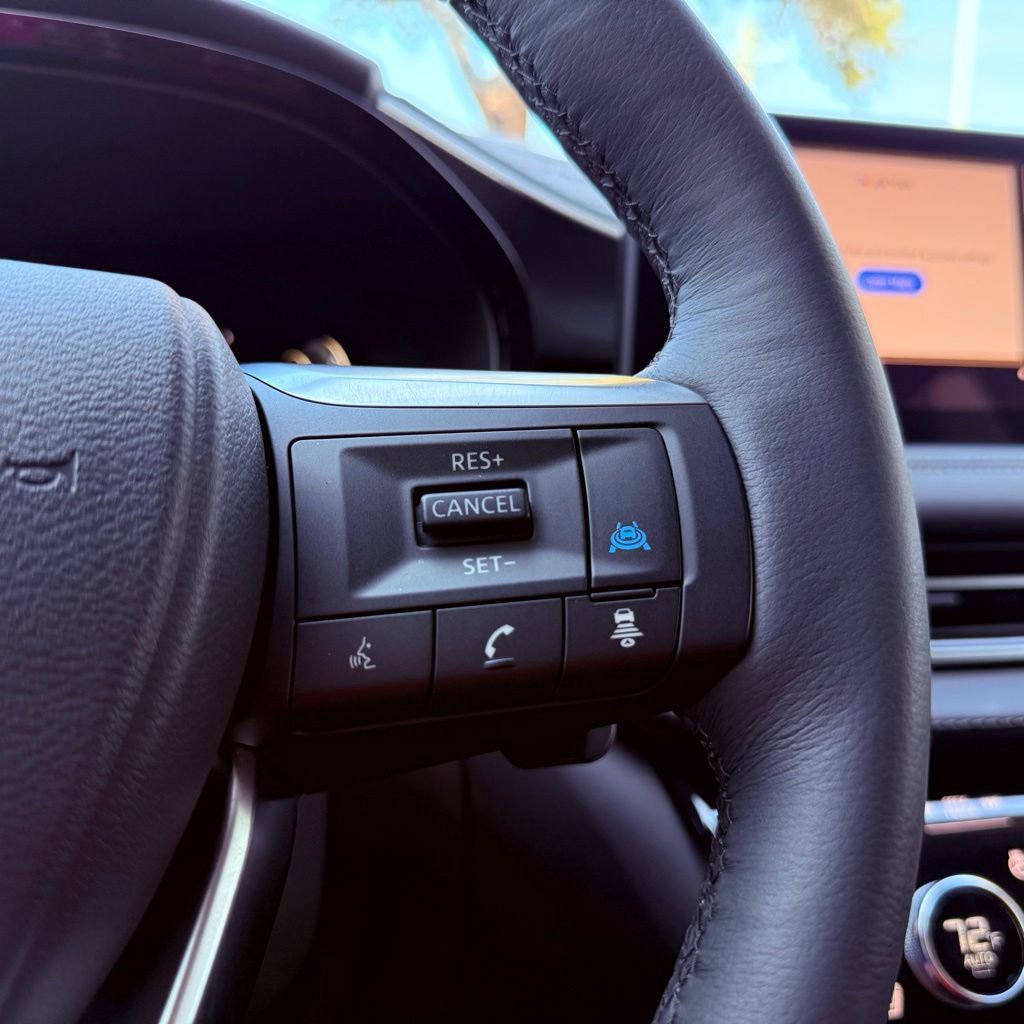 Certified 2026 INFINITI QX60 Luxe w/ Family Package image 19