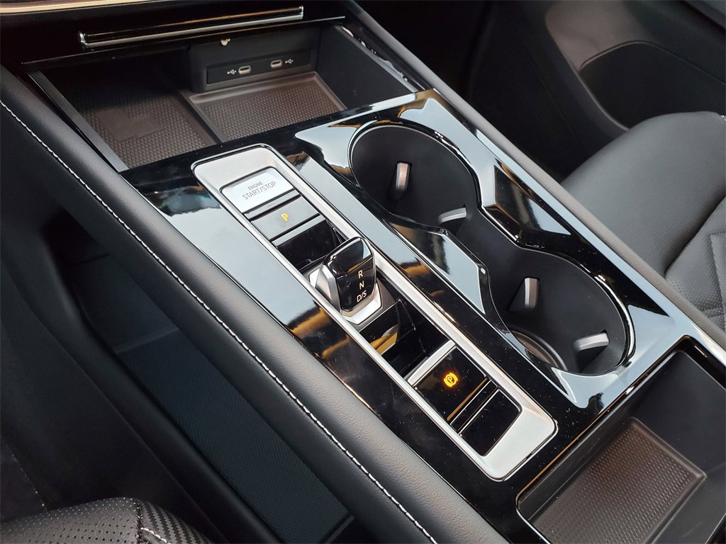 New 2026 Volkswagen Atlas Cross Sport SE image 10