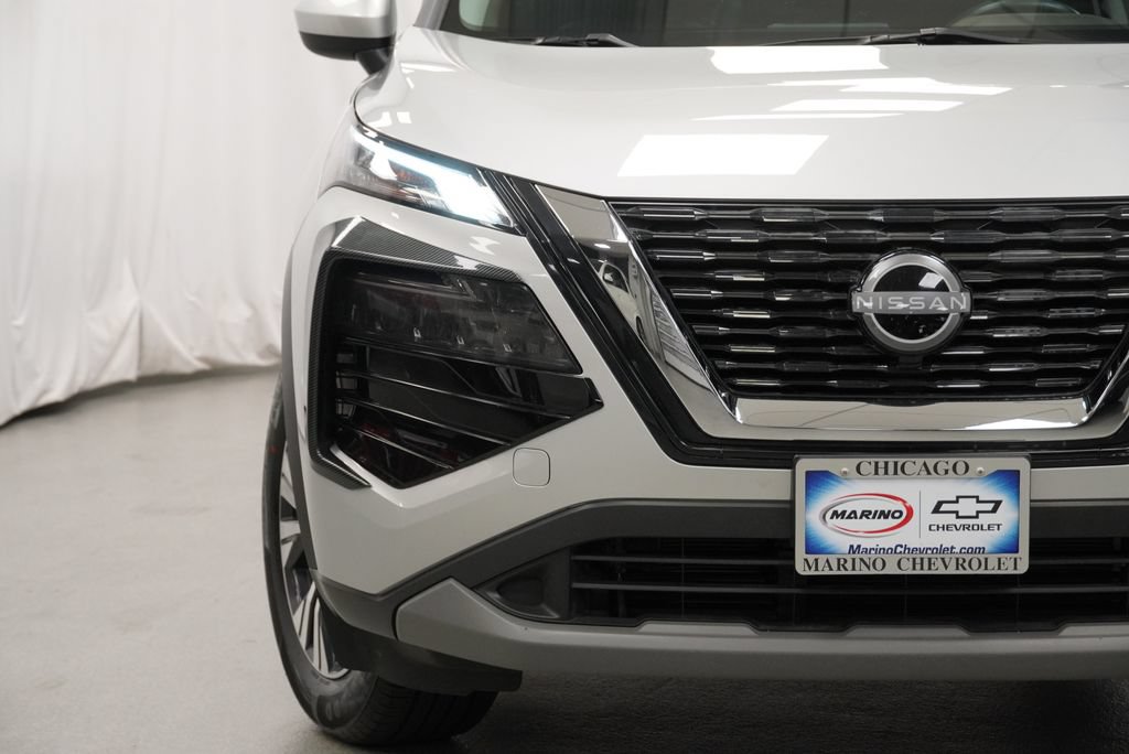 Used 2023 Nissan Rogue SV w/ SV Premium B Package AWD/4WD image 13