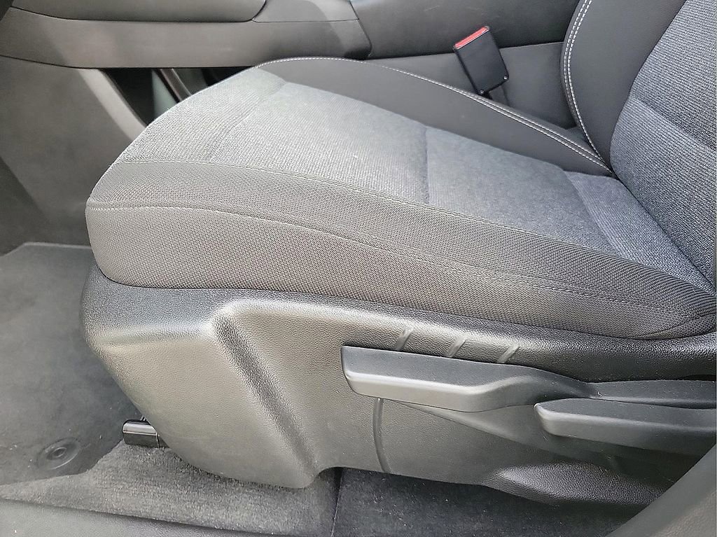 Used 2025 GMC Terrain Elevation image 12