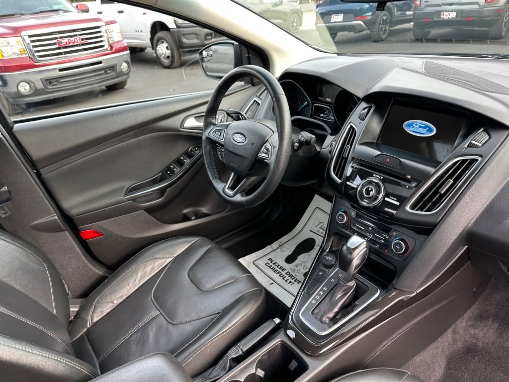 Used 2018 Ford Focus Titanium FWD image 21