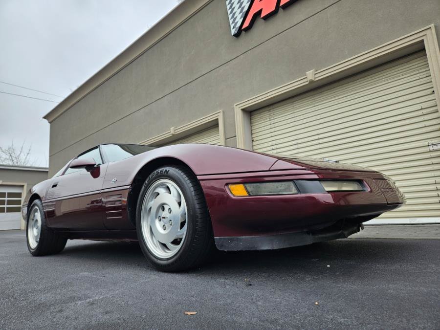 Used 1993 Chevrolet Corvette Coupe RWD image 22