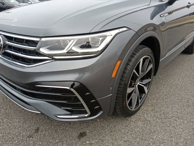 Used 2023 Volkswagen Tiguan SEL R-Line image 9
