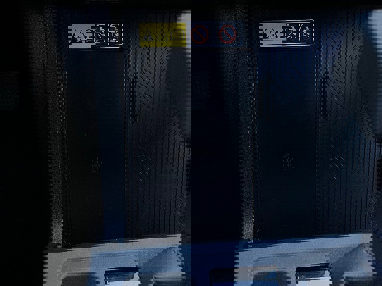 Used 2025 Toyota 4Runner Trailhunter image 33