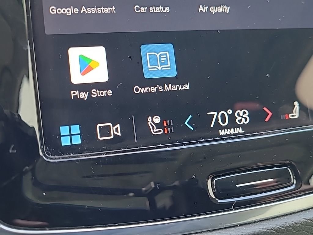 Used 2023 Volvo XC90 B6 Plus image 26