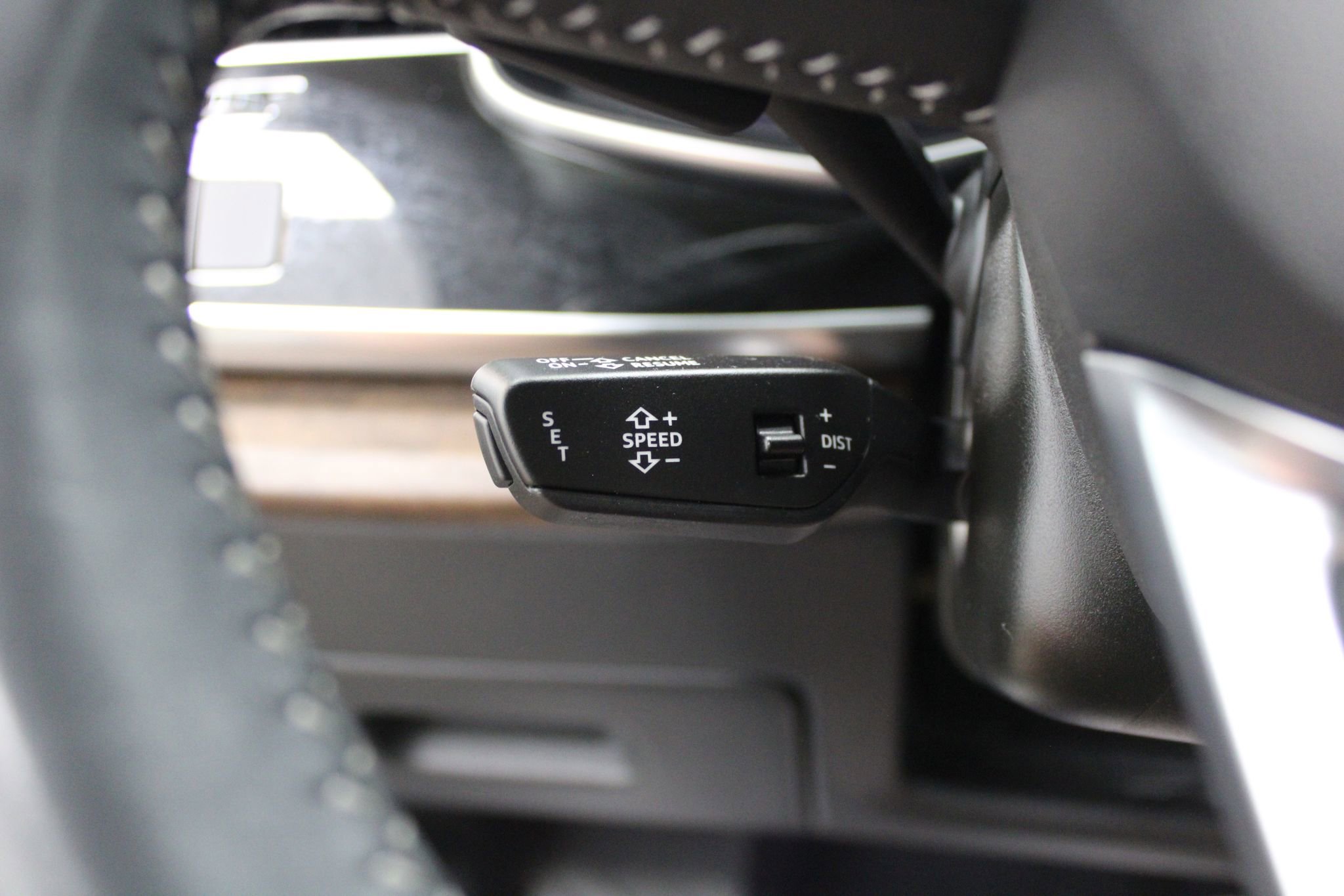 Used 2020 Audi Q8 Premium Plus AWD/4WD image 37