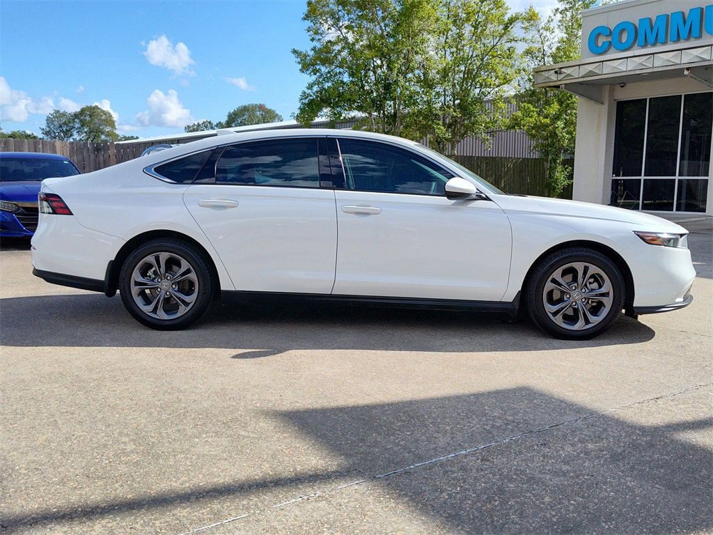 Certified 2024 Honda Accord EX image 11