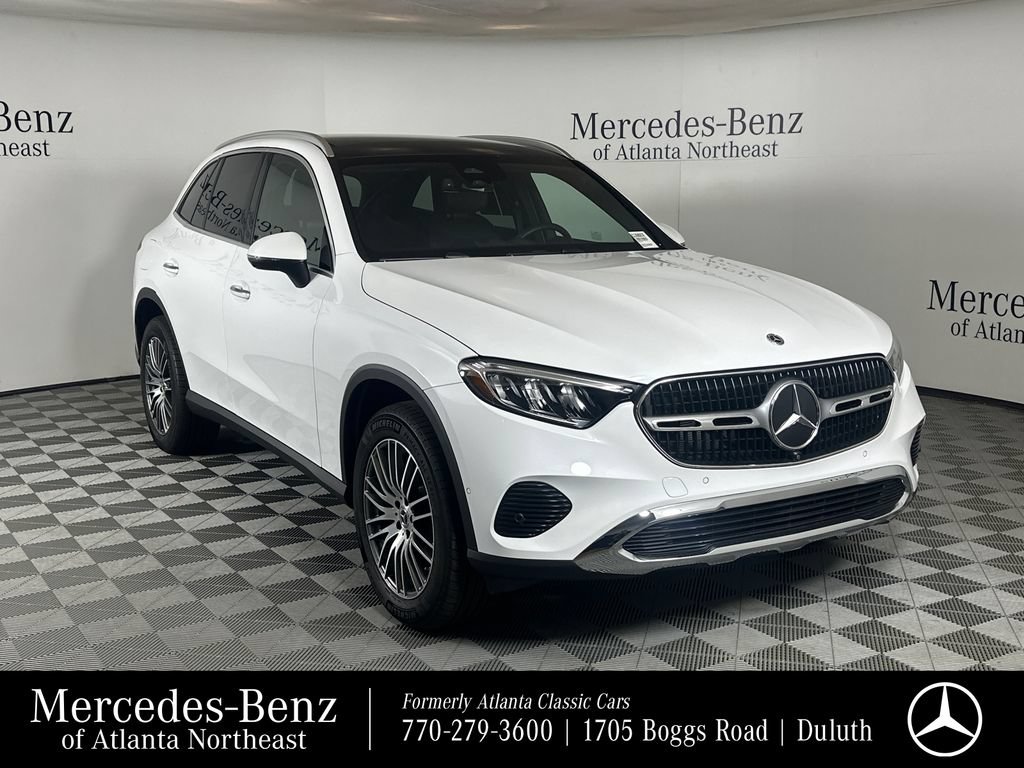 Used 2026 Mercedes-Benz GLC 300 image 1