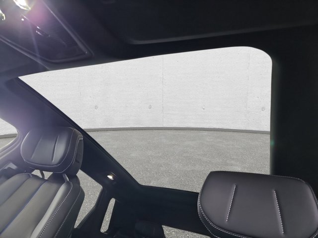 New 2026 Cadillac Lyriq Sport image 30