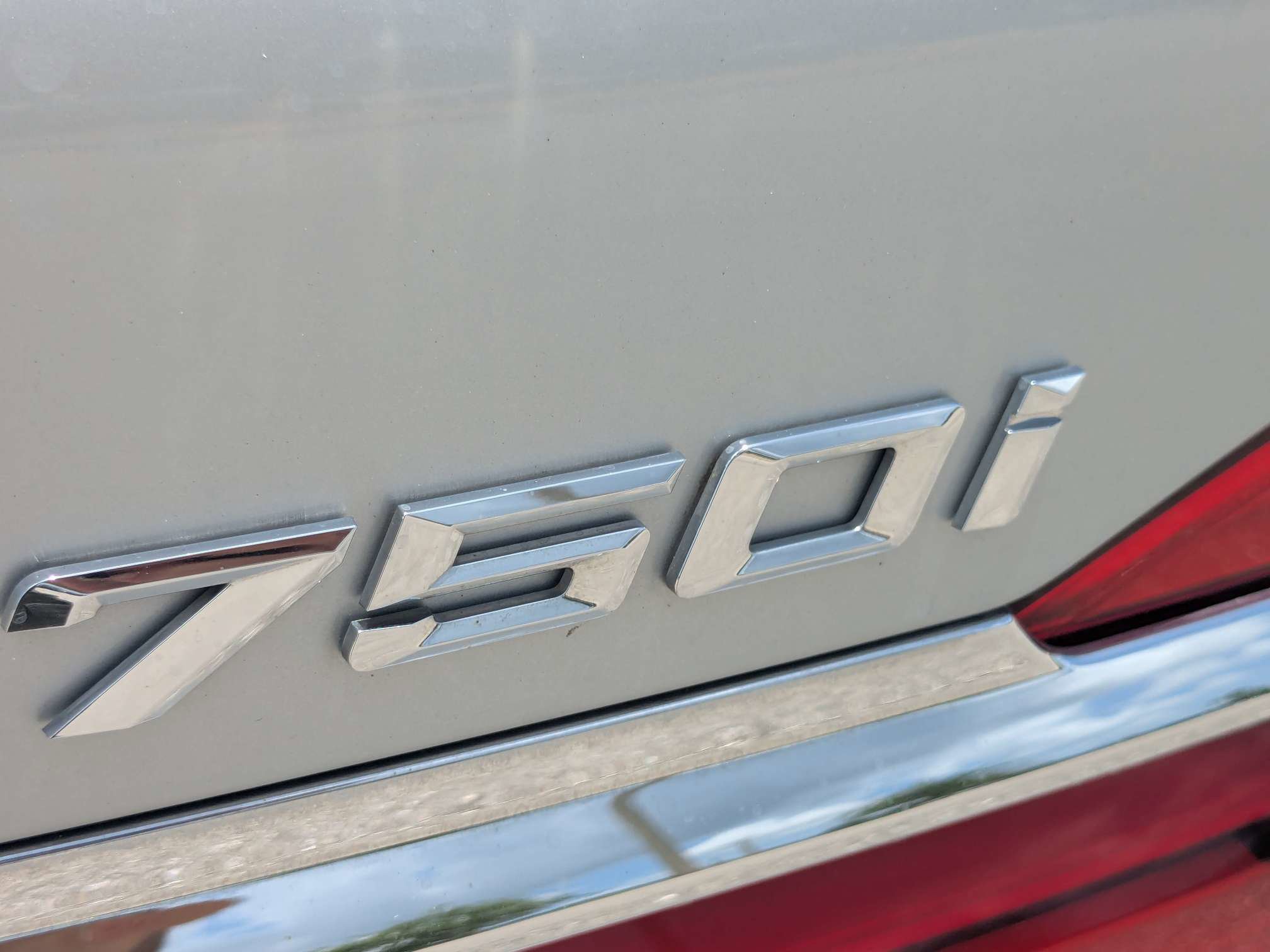 Used 2019 BMW 750i w/ Executive Package RWD image 14