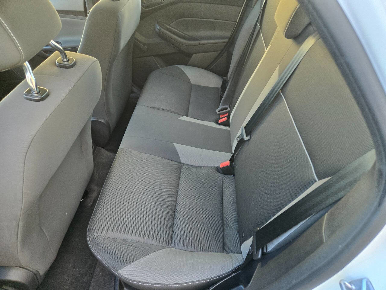 Used 2014 Ford Focus S image 20