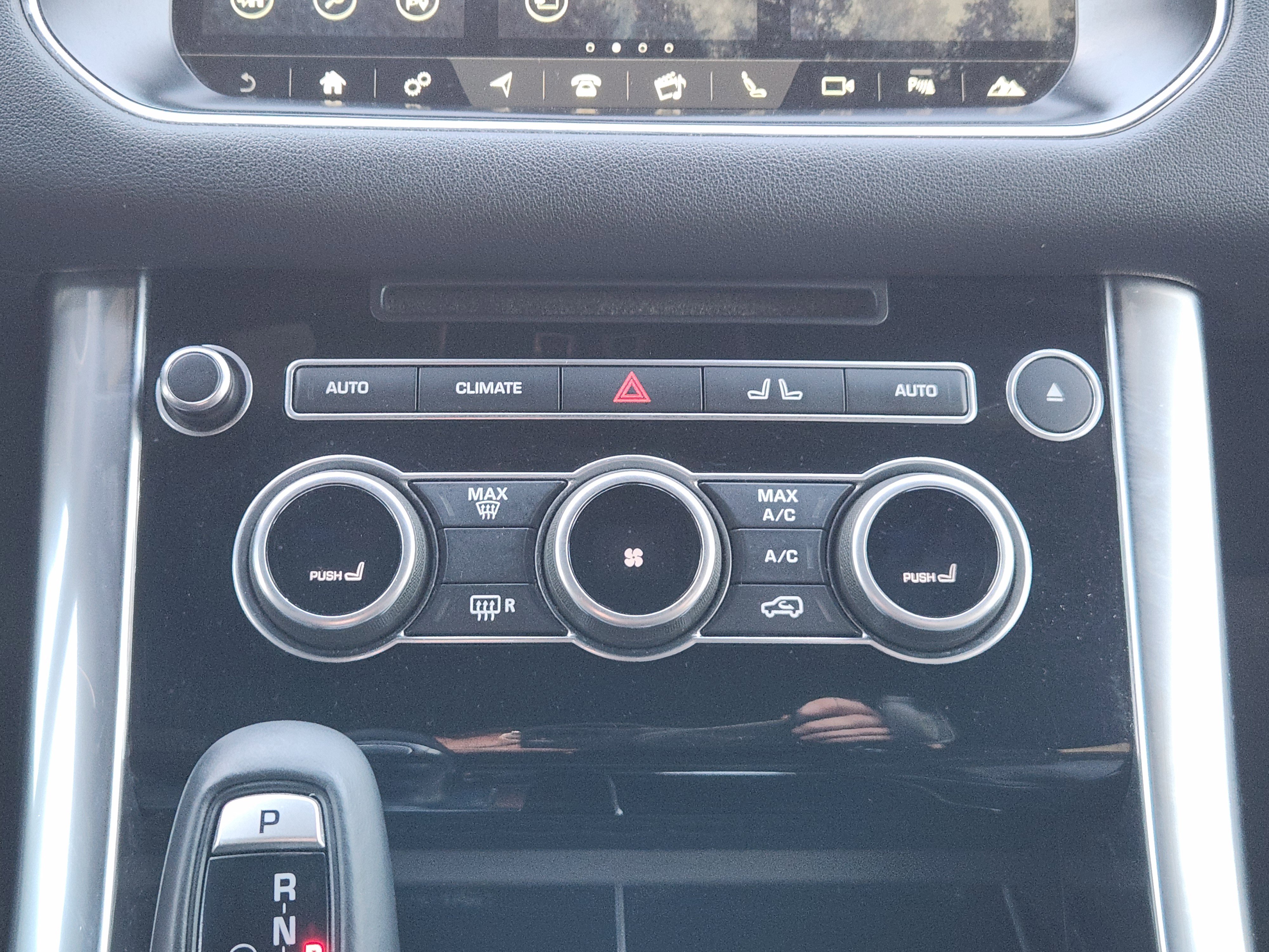 Used 2017 Land Rover Range Rover Sport image 21