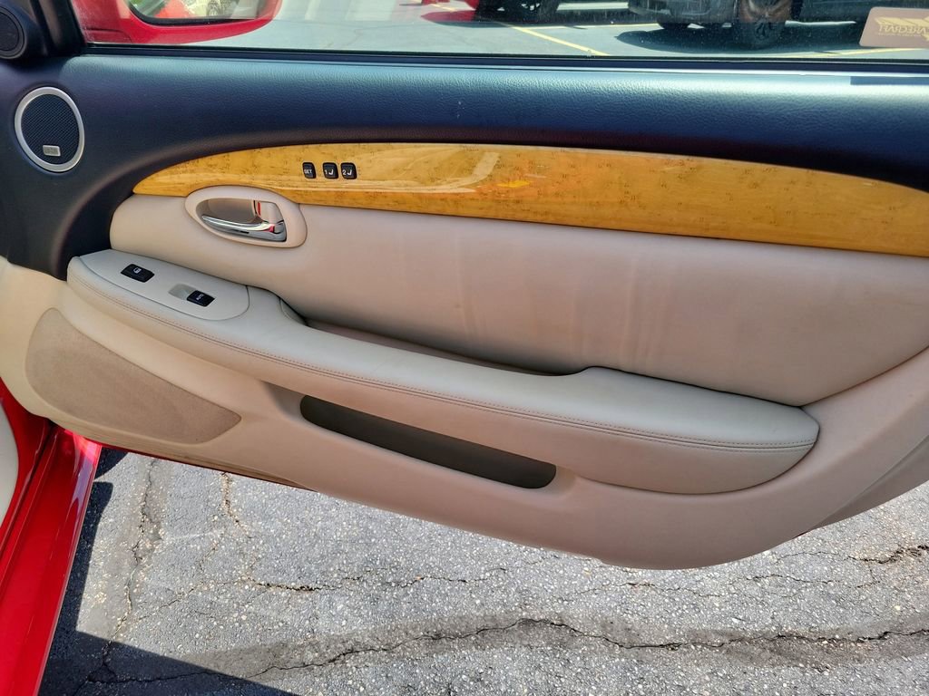 Used 2002 Lexus SC 430 Convertible RWD image 28