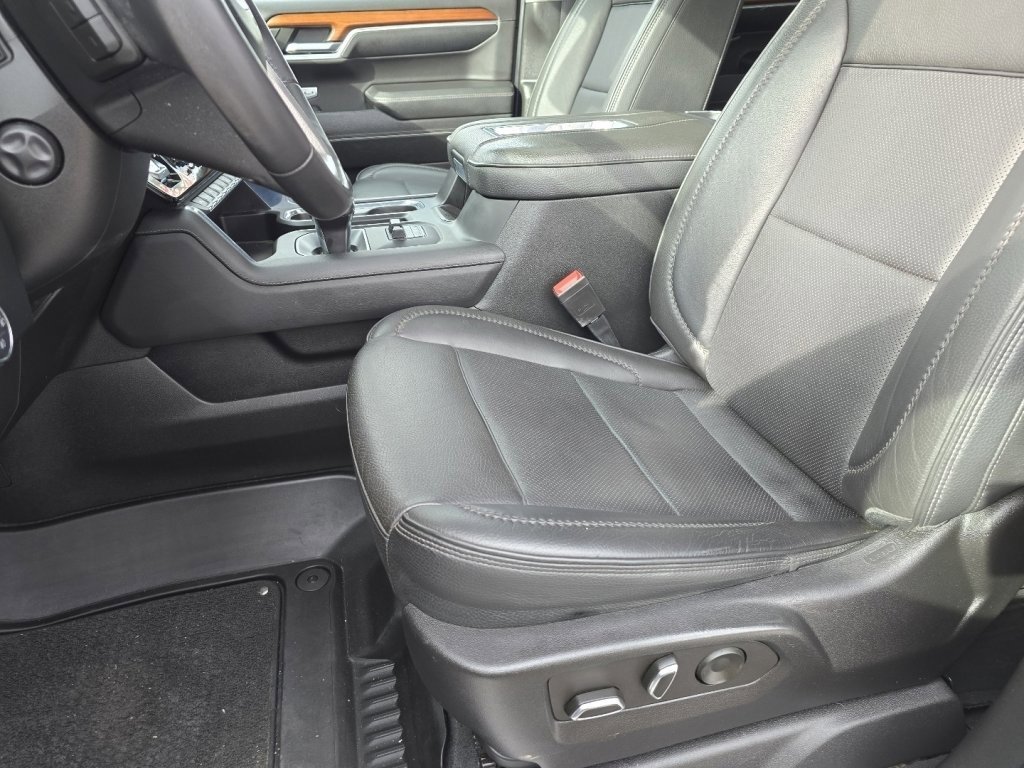 Used 2022 GMC Sierra 1500 Denali w/ Denali Reserve Package image 21