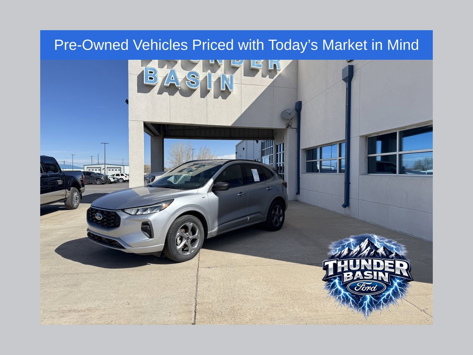 Used 2024 Ford Escape ST-Line image 1