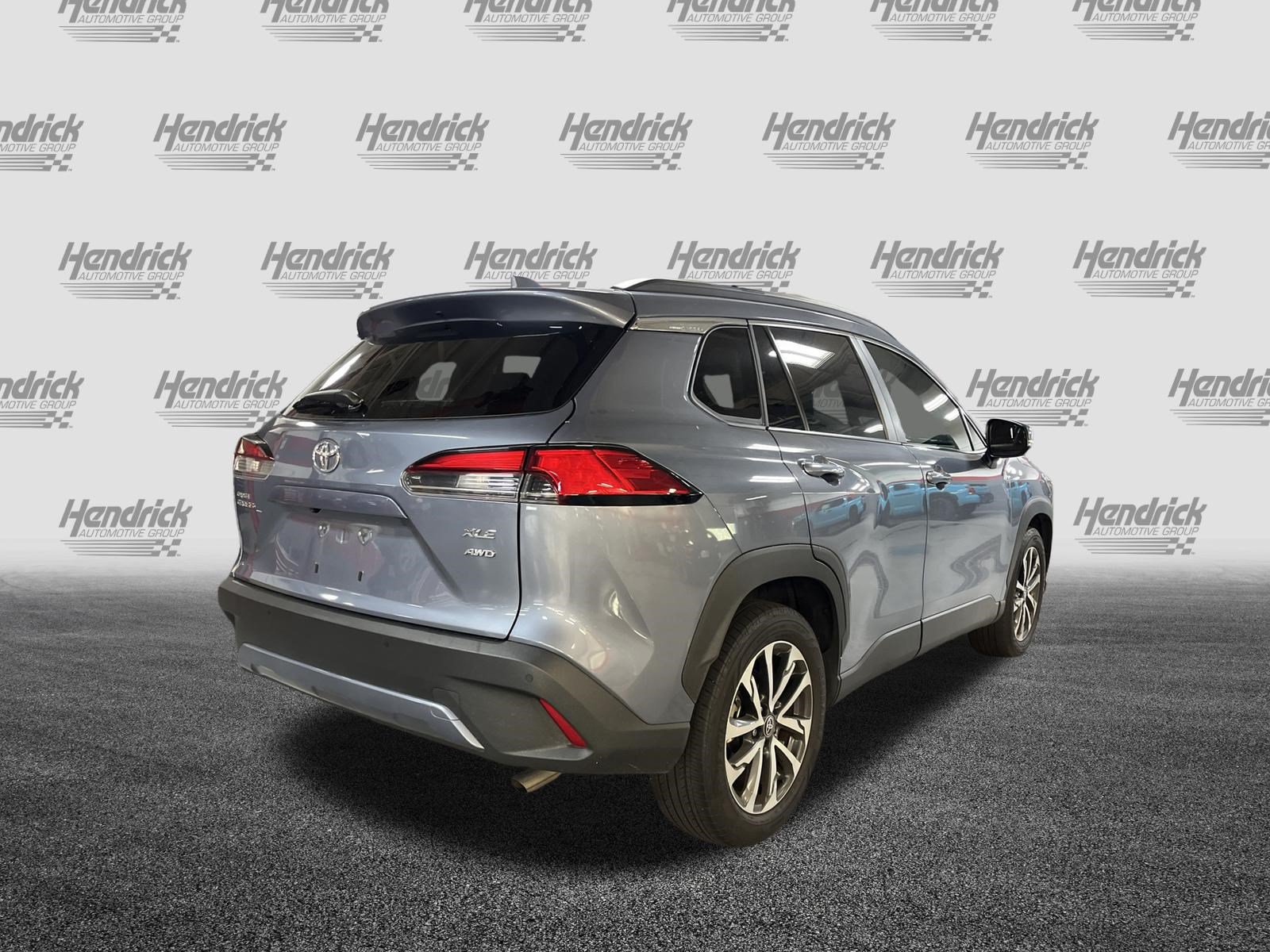 Used 2022 Toyota Corolla Cross XLE AWD/4WD image 5