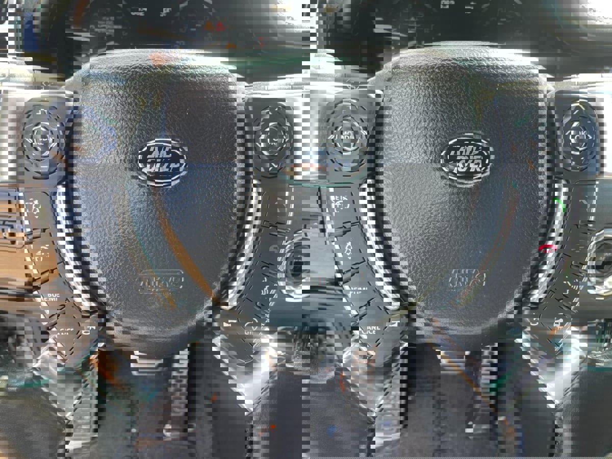 Used 2012 Land Rover Range Rover Supercharged image 16