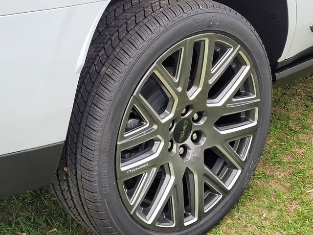 New 2026 GMC Yukon Denali Ultimate image 7