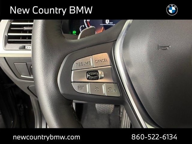 Used 2025 BMW X4 xDrive30i AWD/4WD image 13