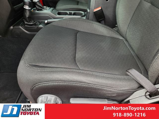 Used 2022 Jeep Wrangler Unlimited Sport image 26