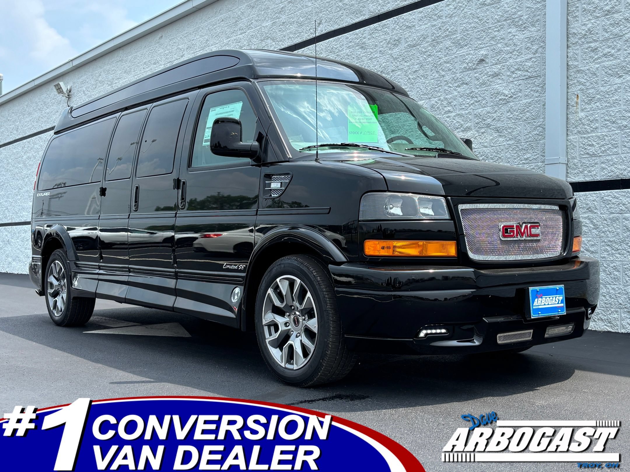New 2026 GMC Savana 2500 Extended w/ Driver Convenience Package RWD image 1