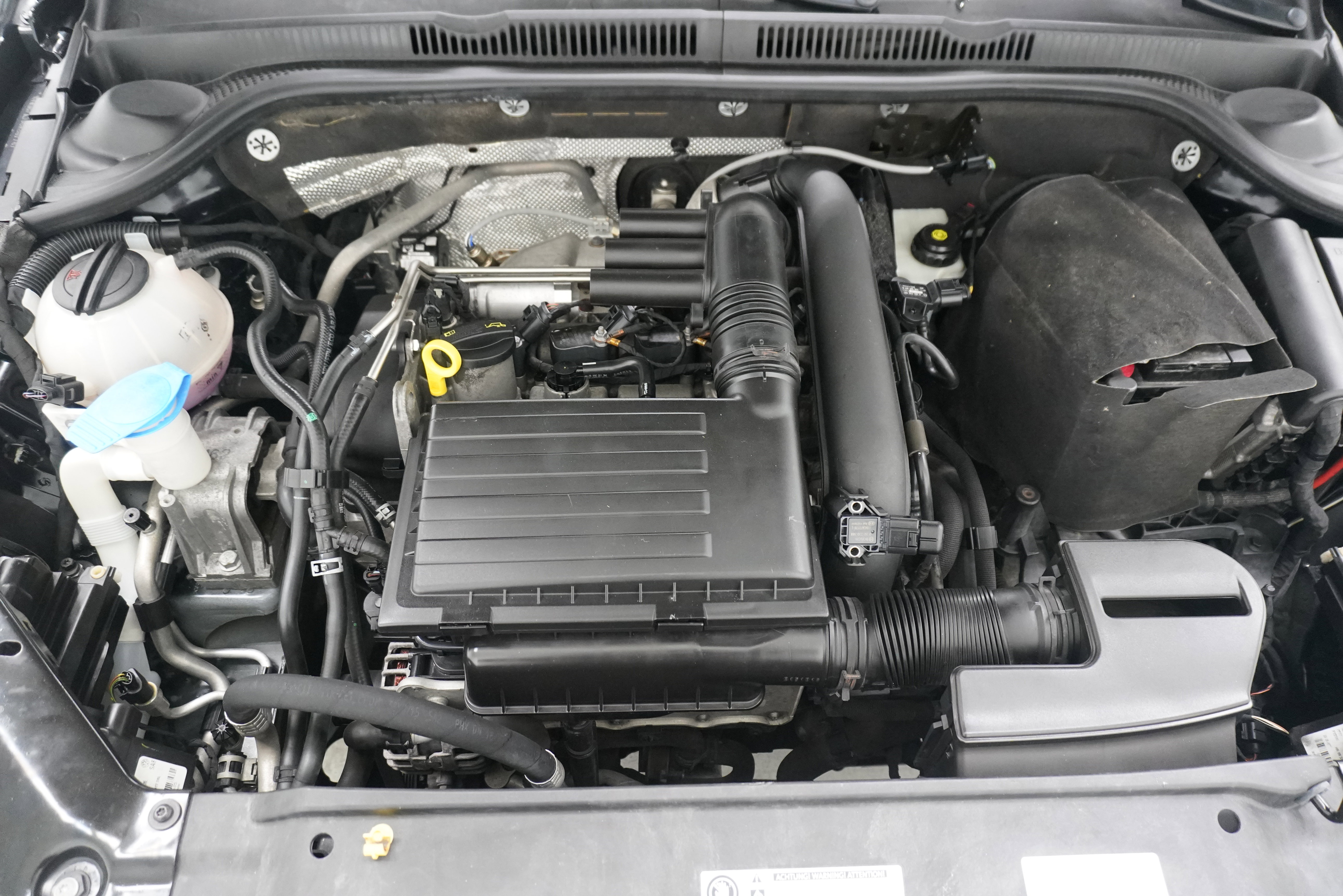 Used 2016 Volkswagen Jetta SE FWD image 27