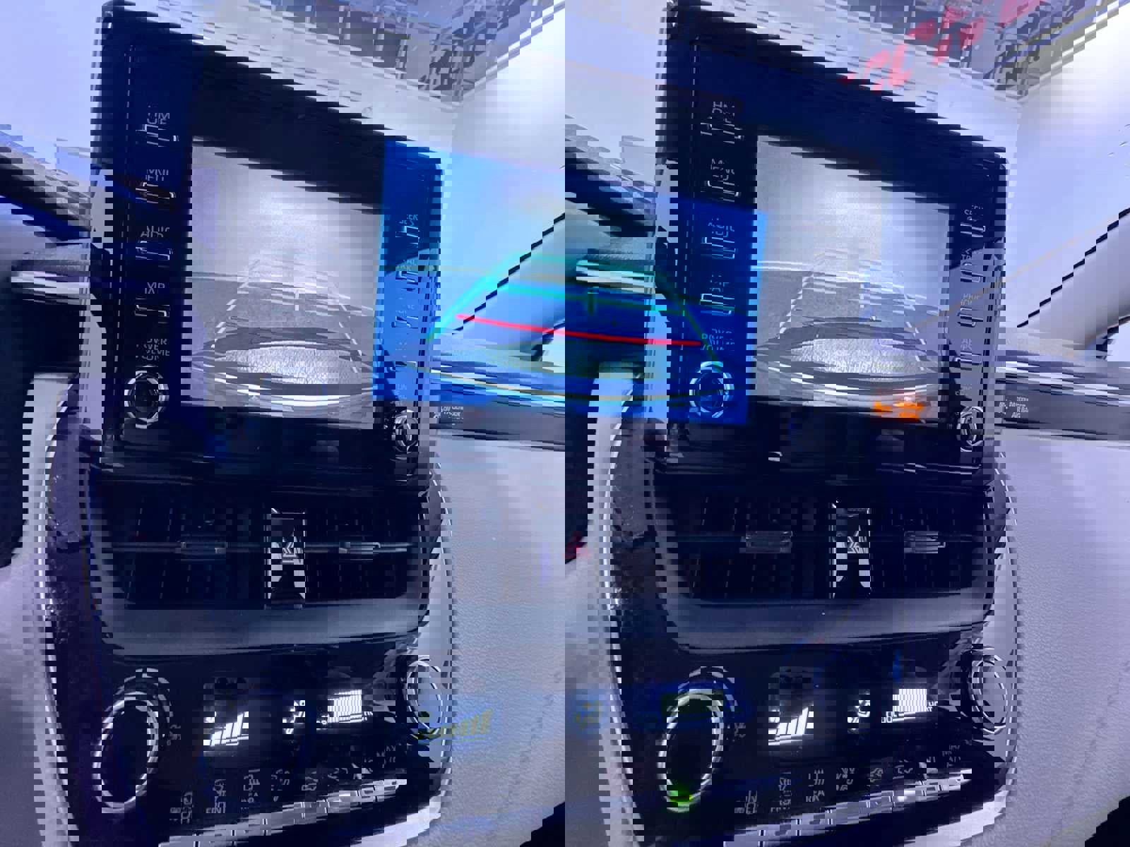 Used 2020 Toyota Corolla L image 25