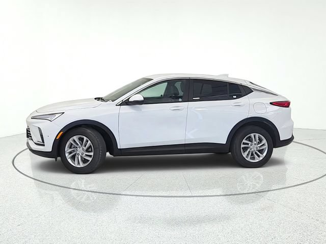 Used 2026 Buick Envista Preferred FWD image 2
