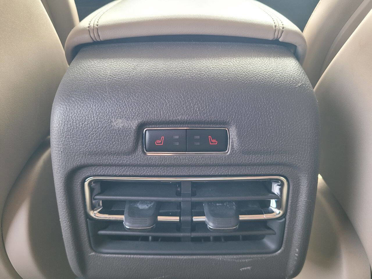 Used 2021 Lincoln Corsair AWD w/ Equipment Group 101A image 16