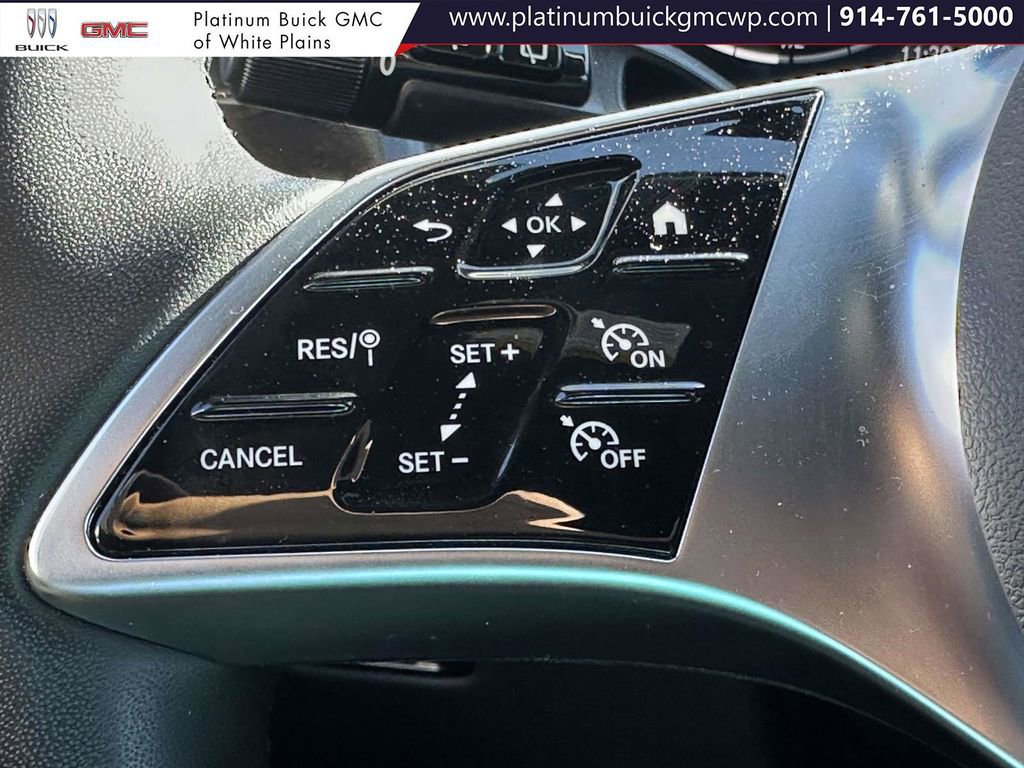 Used 2024 Mercedes-Benz GLC 300 4MATIC image 31