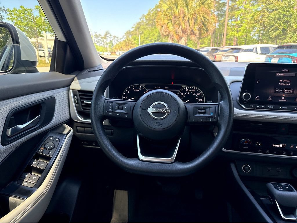 Certified 2023 Nissan Rogue SV FWD image 14
