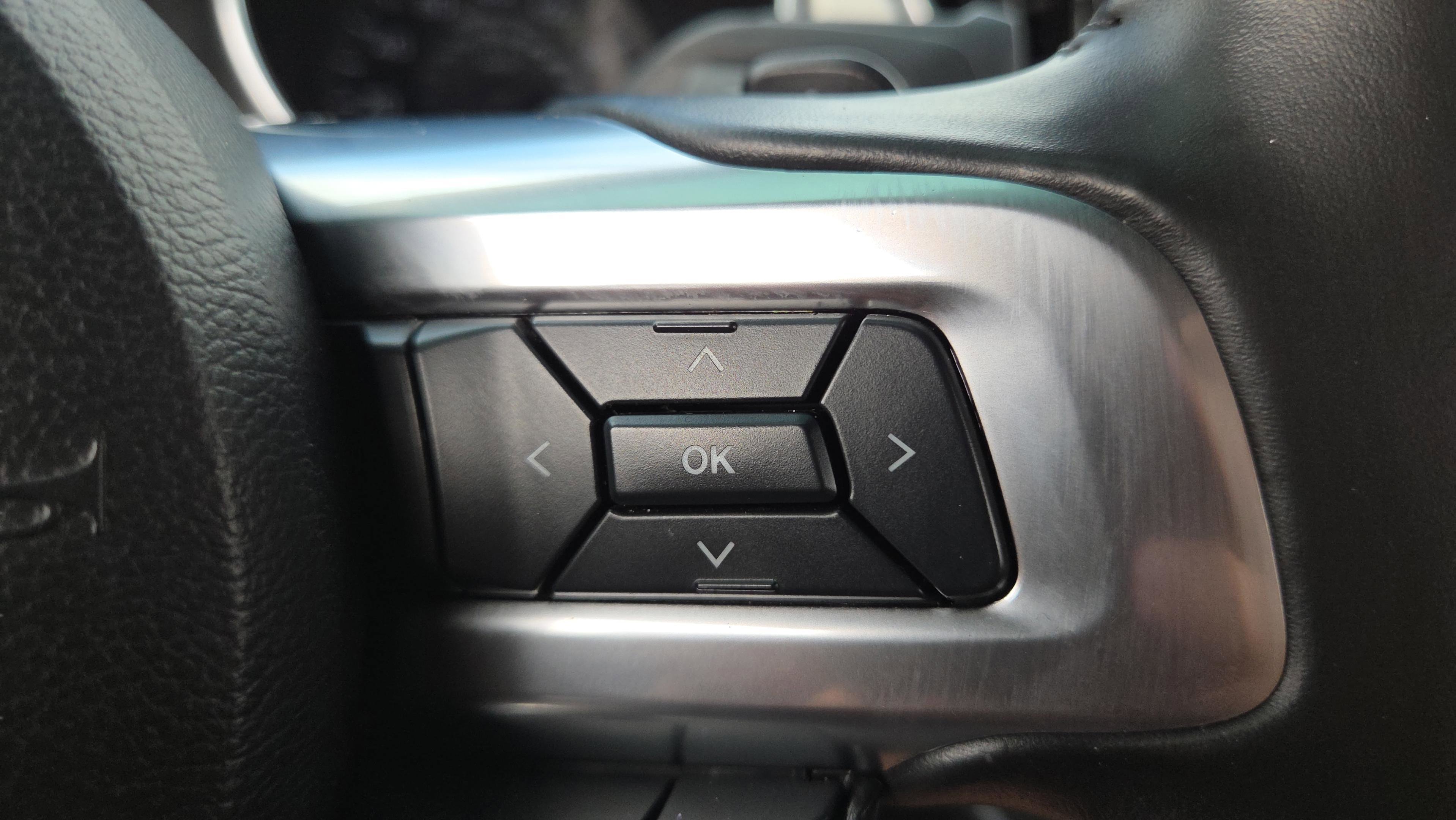 Used 2019 Ford Mustang Premium w/ Ford Safe & Smart Package RWD image 18