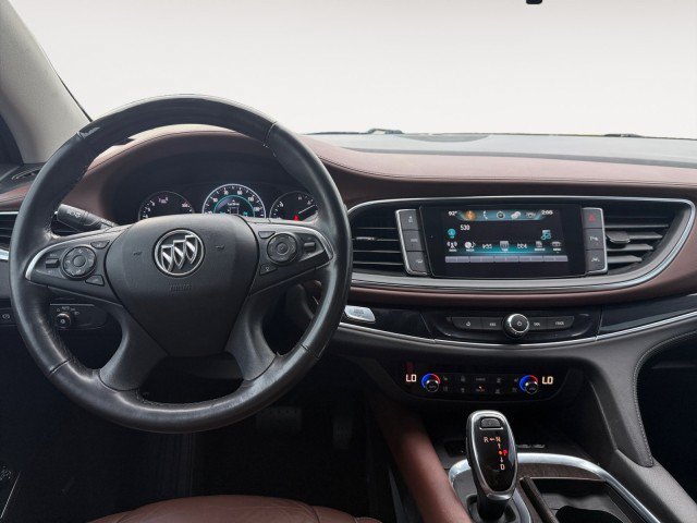 Used 2018 Buick Enclave Avenir w/ Avenir Technology Package AWD/4WD image 6
