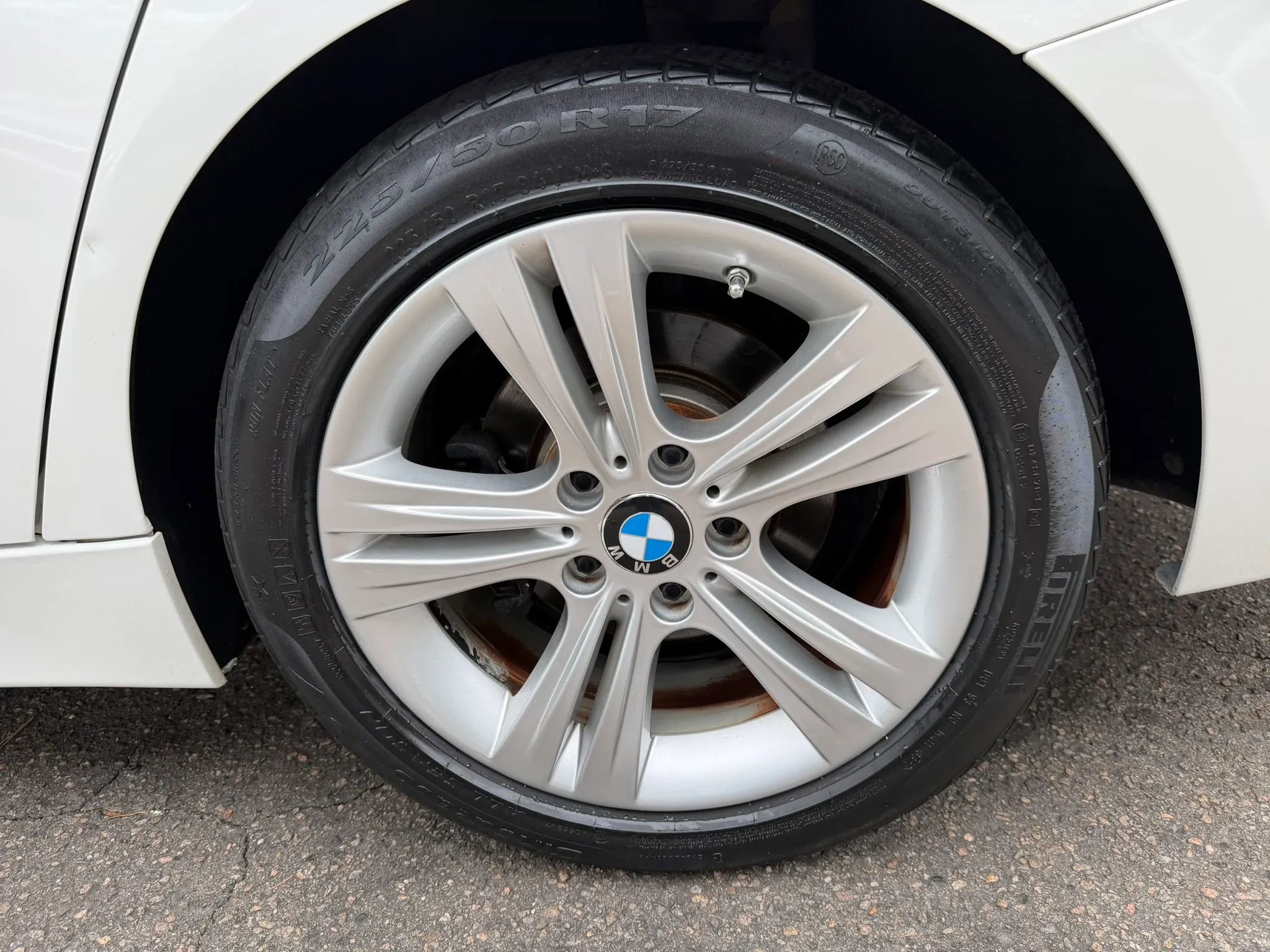 Used 2017 BMW 330i Sedan RWD image 35
