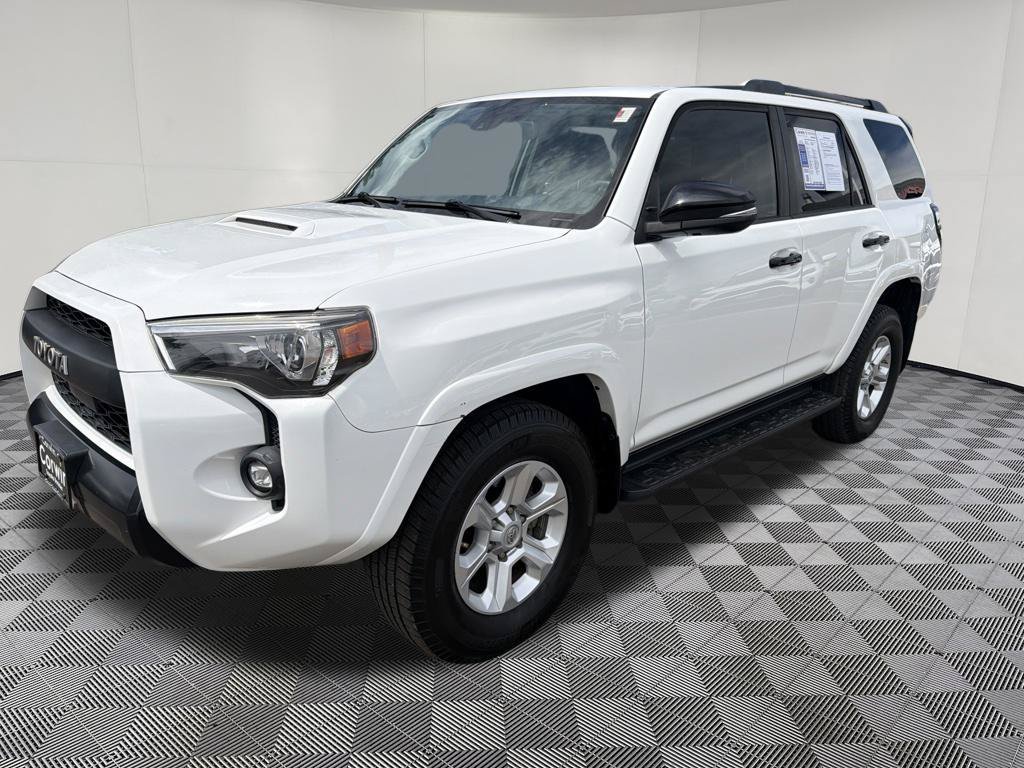 Used 2021 Toyota 4Runner Venture w/ Moonroof Package AWD/4WD image 3
