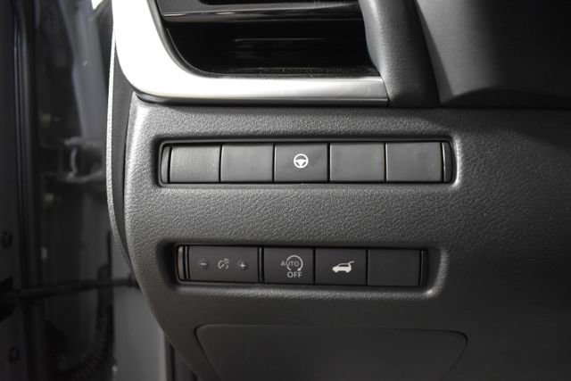 Used 2023 Nissan Rogue SL w/ SL Premium Package AWD/4WD image 14