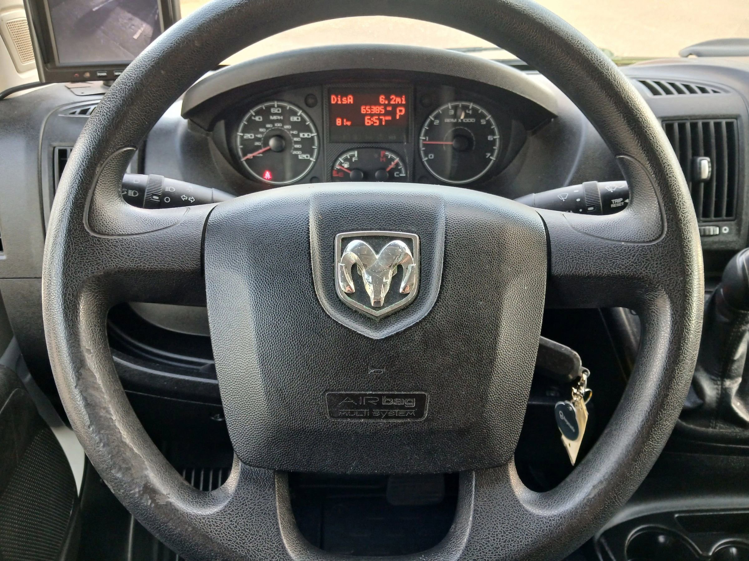 Used 2017 RAM ProMaster 2500 FWD image 10